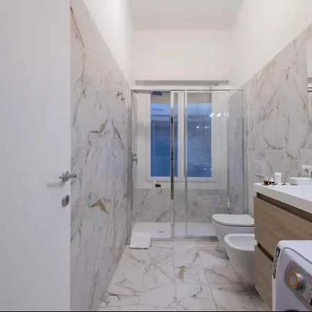 New Close To Duomo - Private Parking Apartment Mailand