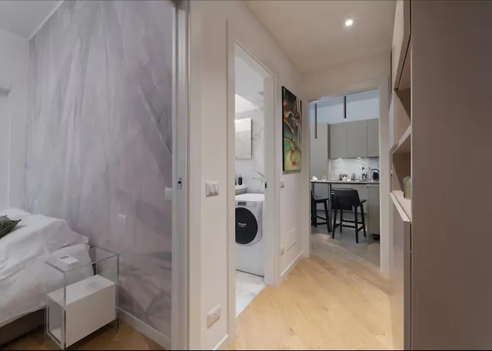 New Close To Duomo - Private Parking * Mediolan