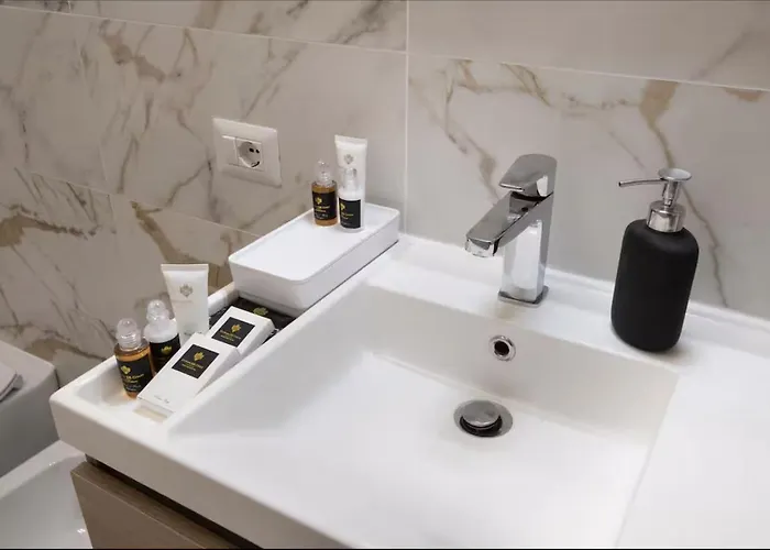 Apartament New Close To Duomo - Private Parking *