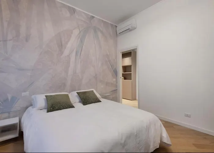 New Close To Duomo - Private Parking Apartament *